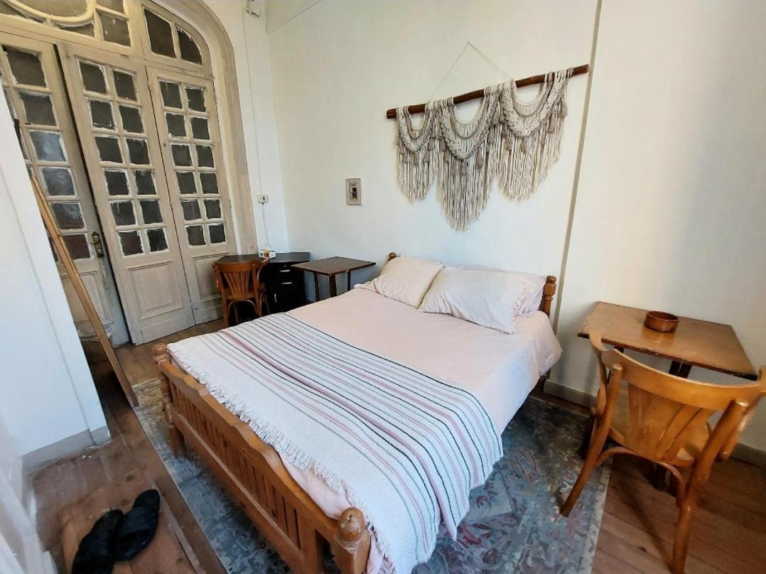 Arab Hostel, Welcoming All Solo And Groups Travellers But, Unmarried Couples Not Allowed Alexandrie Extérieur photo