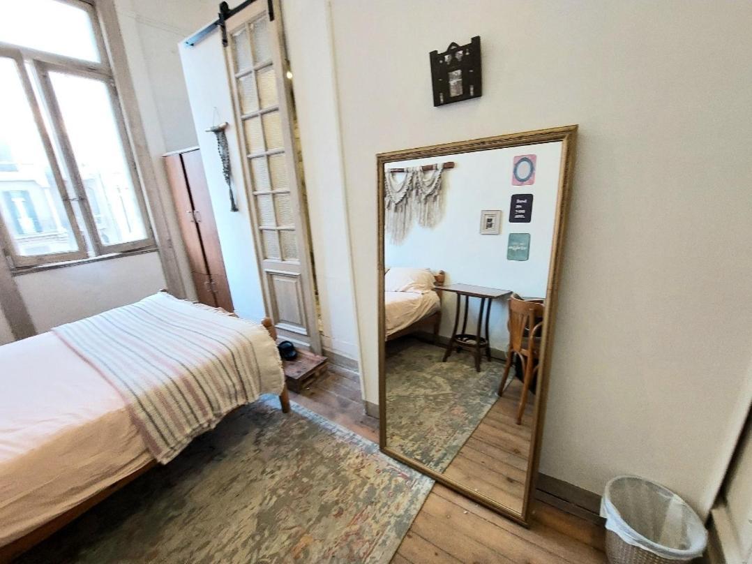 Arab Hostel, Welcoming All Solo And Groups Travellers But, Unmarried Couples Not Allowed Alexandrie Extérieur photo