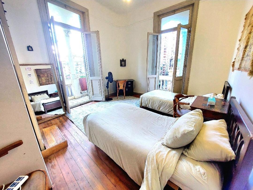 Arab Hostel, Welcoming All Solo And Groups Travellers But, Unmarried Couples Not Allowed Alexandrie Extérieur photo