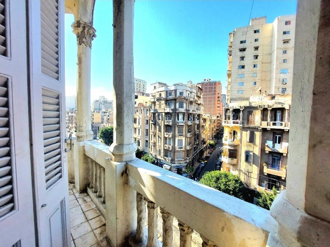 Arab Hostel, Welcoming All Solo And Groups Travellers But, Unmarried Couples Not Allowed Alexandrie Extérieur photo