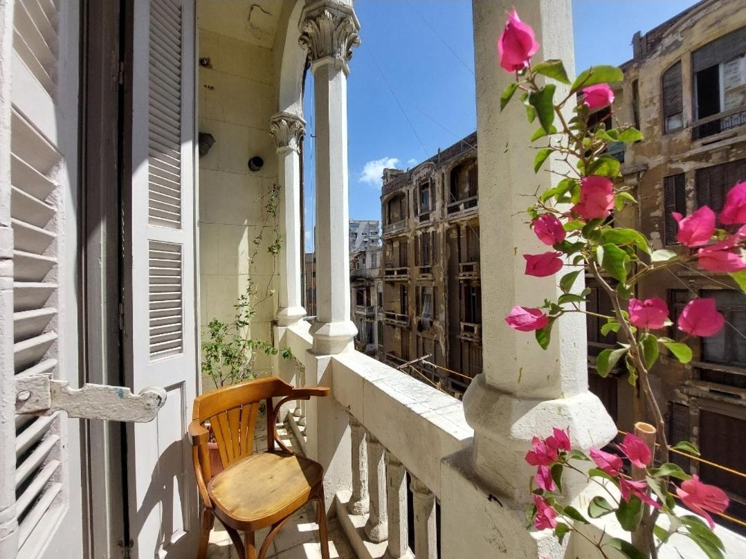 Arab Hostel, Welcoming All Solo And Groups Travellers But, Unmarried Couples Not Allowed Alexandrie Extérieur photo